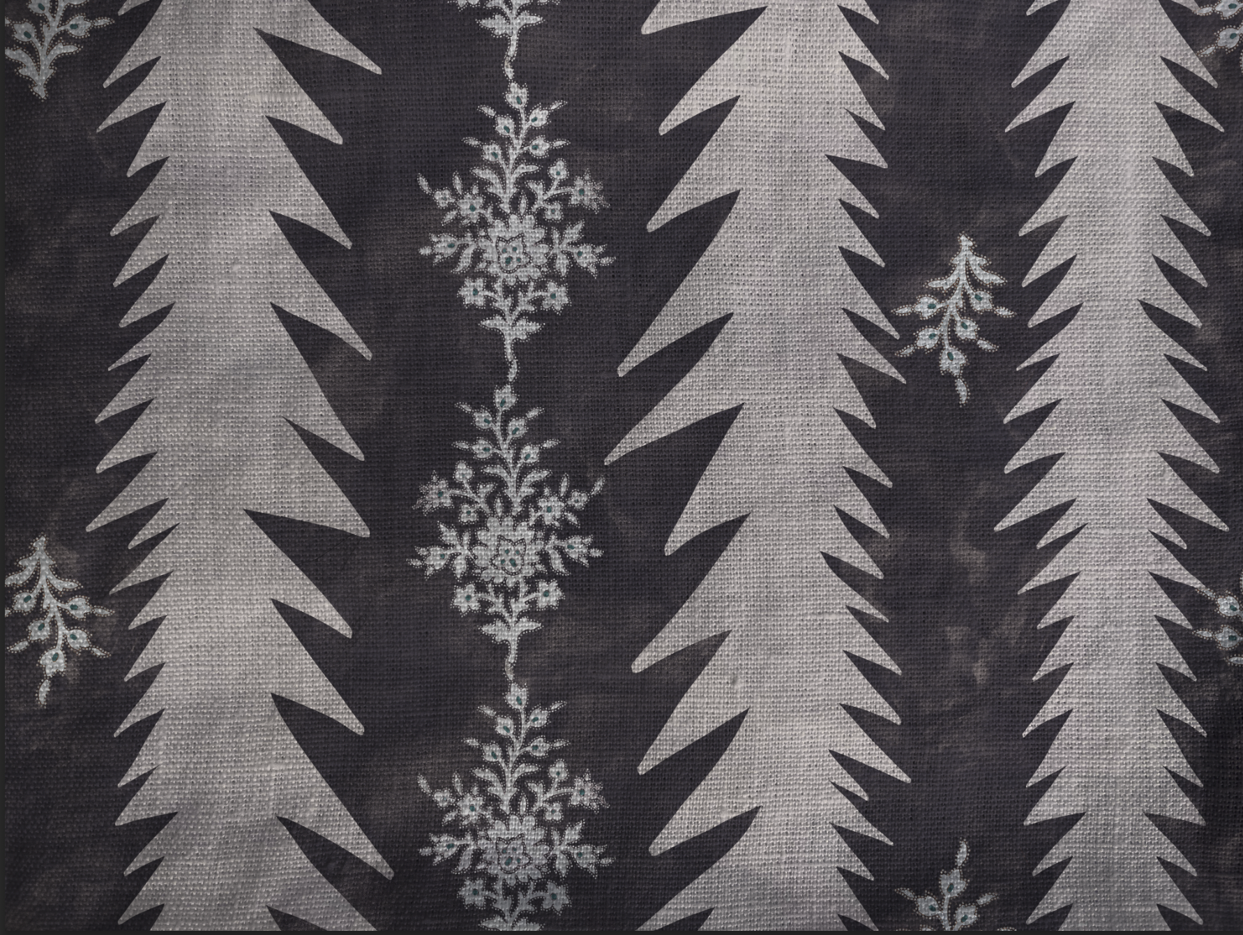 Atria Rus Graphite – Delacova